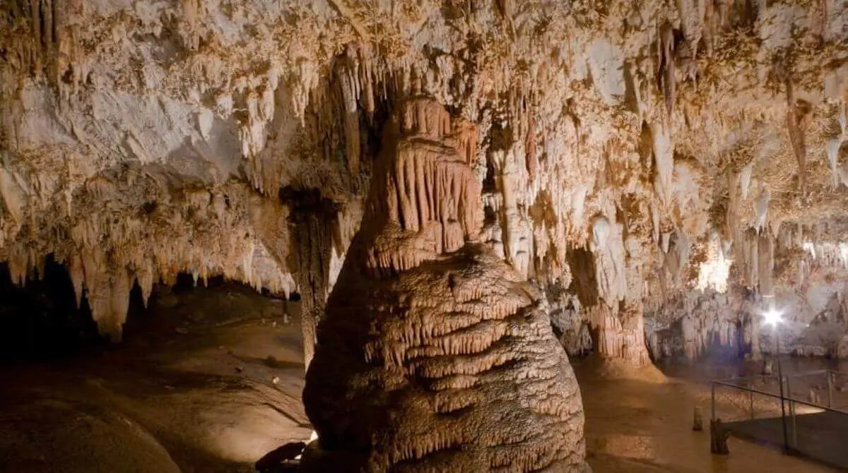 cueva pozalagua