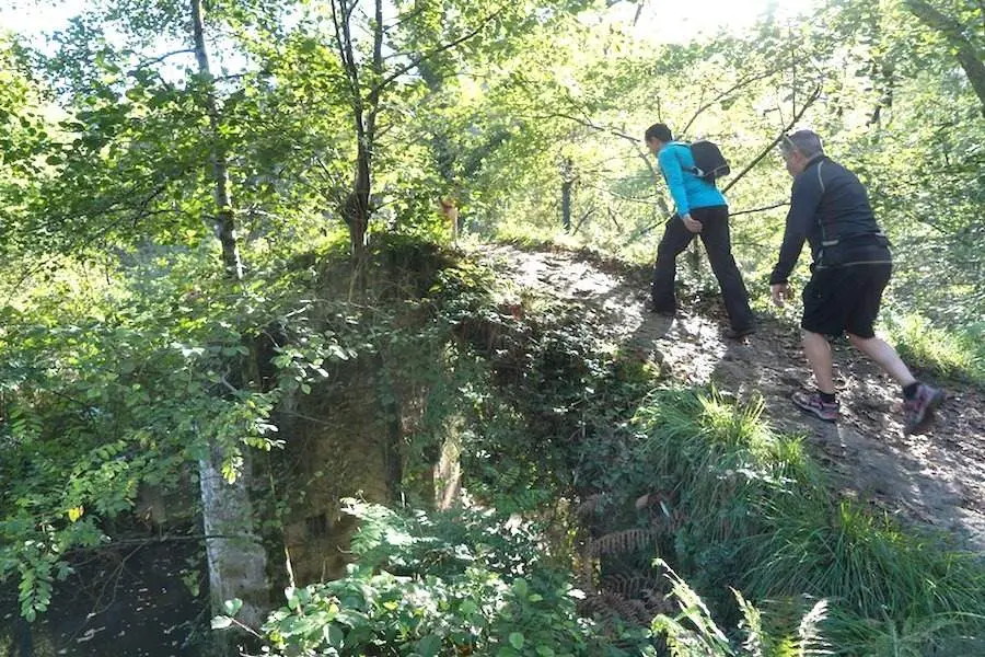 VIII Ruta de las Ferrerías, Molinos y Torres de la cuenca del río Barbadún / VIII edizioa Barbadun ibaiaren arroan kokatutako burdinola, errota eta dorretxeetan zehar ibilaldia