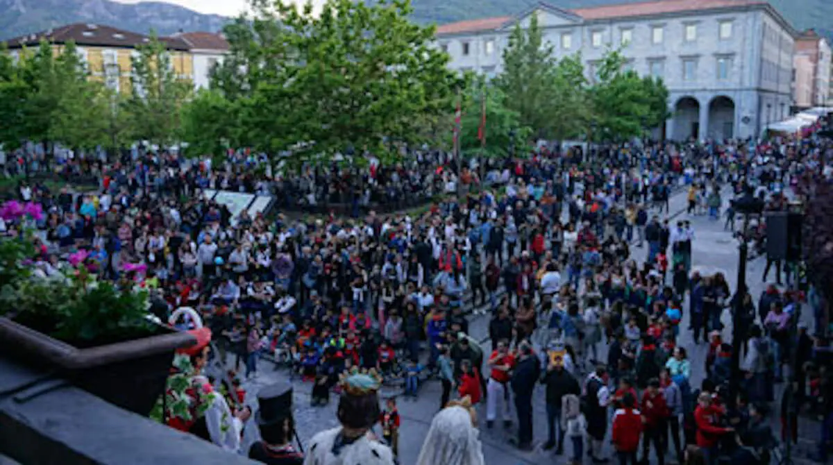 La plaza de Orduña durante sus fiestas