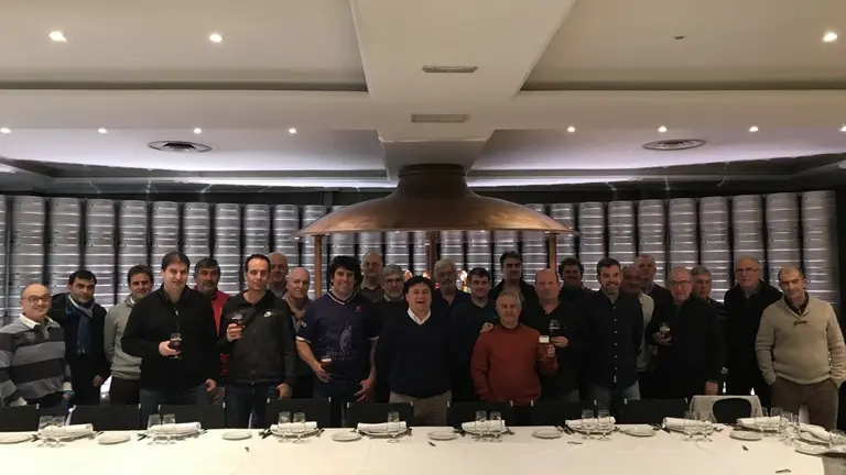 Asamblea reunida en Burgos para la aprobación del calendario. Imagen de la Liga Eusko Label