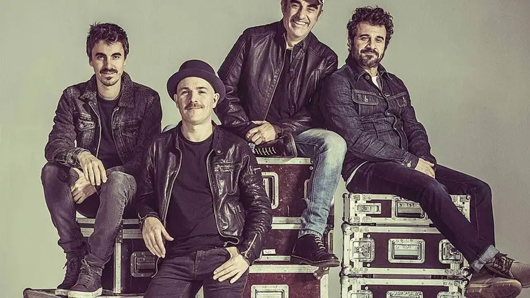 Foto promocional del grupo Gatibu